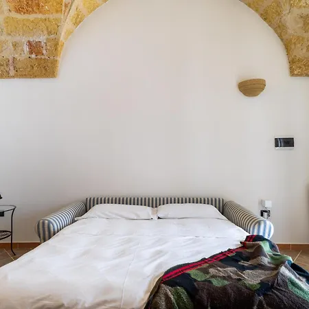 Corte Dei Mesci By Just Srl Specchia