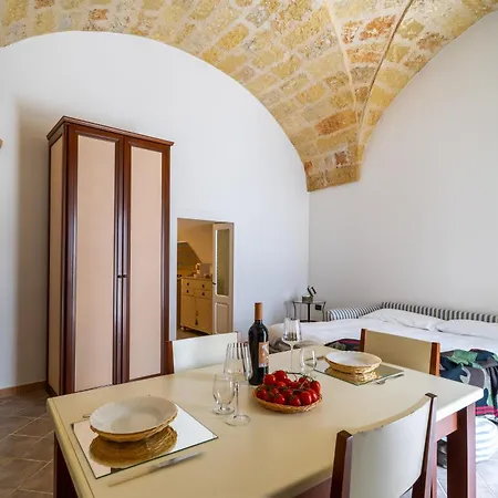 Corte Dei Mesci By Just Srl * Specchia